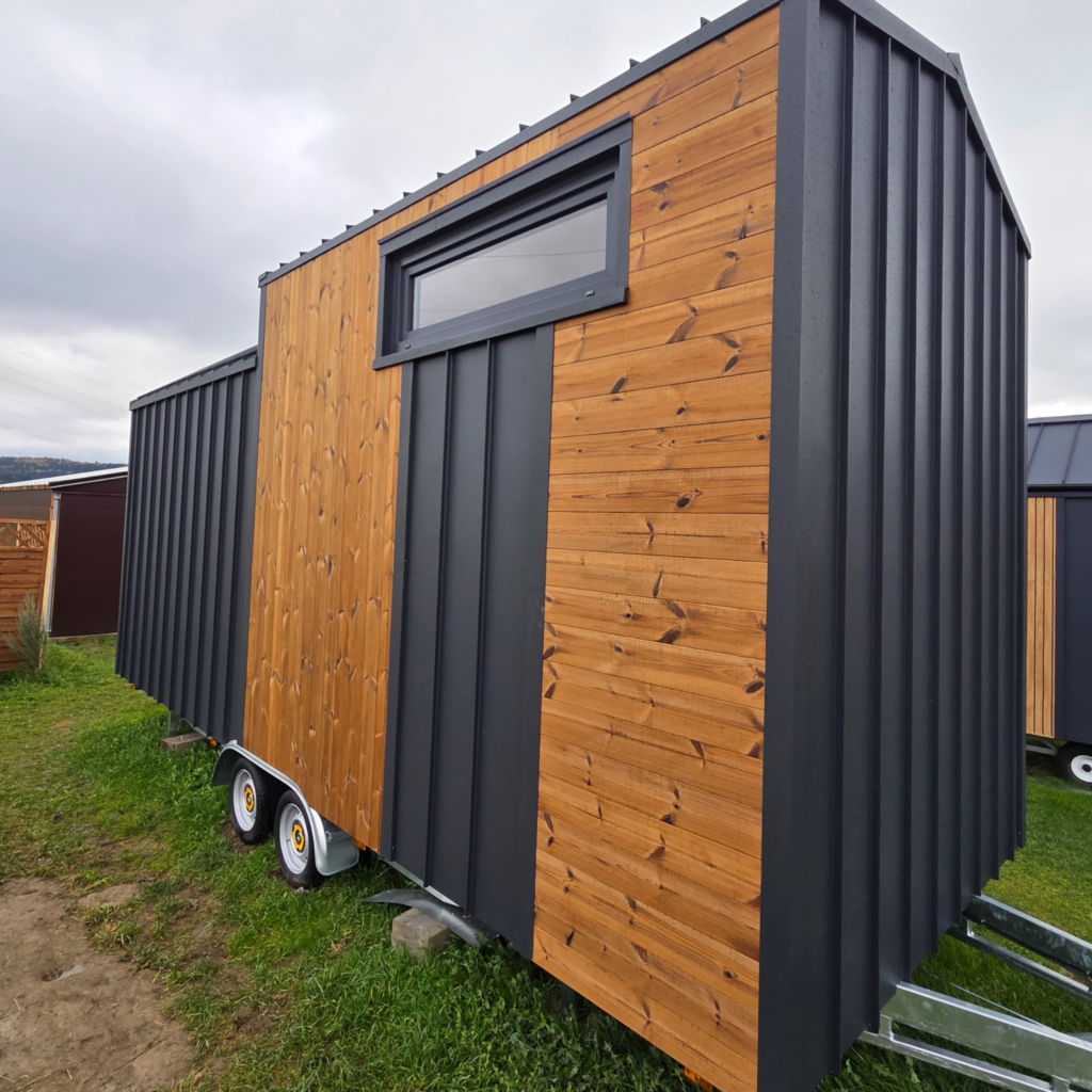 Projekt bez nazwy_20251021_201558_0000